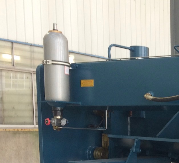 Аккумуляторно-стрижка